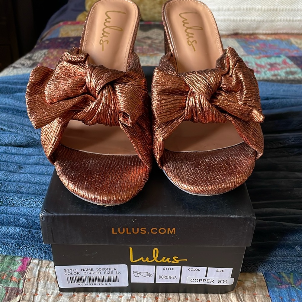 Lulus Dorethea mules copper